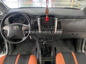 Xe Toyota Innova 2.0E 2012