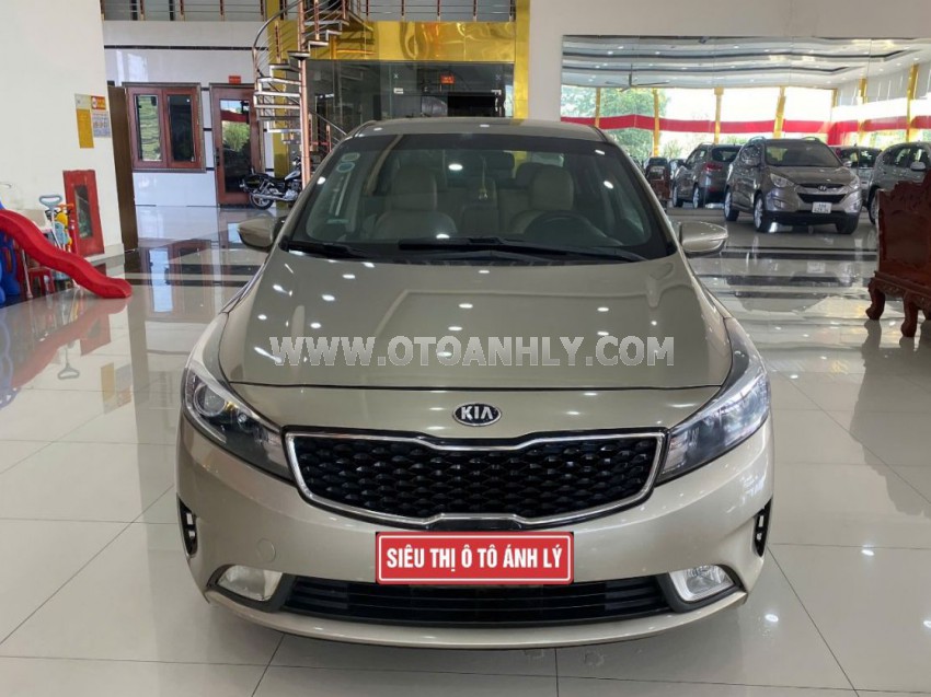 Kia Cerato 1.6 MT