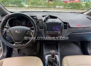 Xe Kia Cerato 1.6 MT 2018