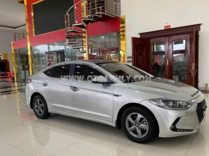 Xe Hyundai Elantra 1.6 MT 2016