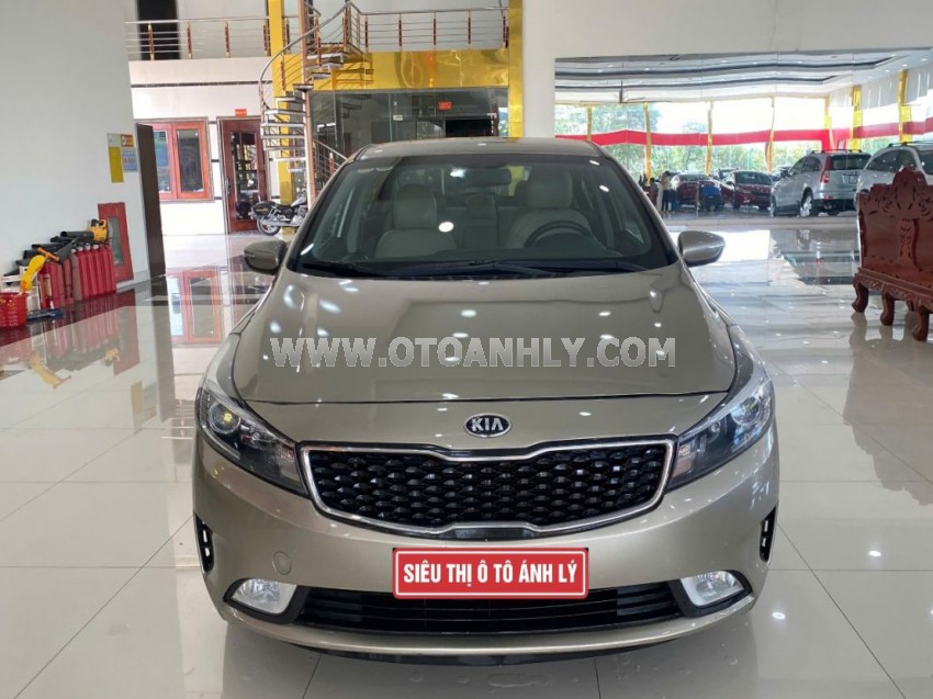 Kia Cerato 1.6 MT