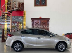 Xe Kia Cerato 1.6 MT 2017