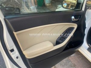 Xe Kia Cerato 1.6 MT 2018