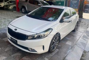 Xe Kia Cerato 1.6 MT 2018