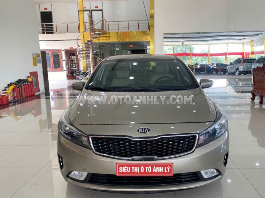 Kia Cerato 1.6 MT