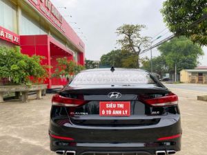 Xe Hyundai Elantra 1.6 MT 2017