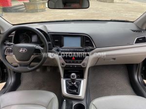 Xe Hyundai Elantra 1.6 MT 2017