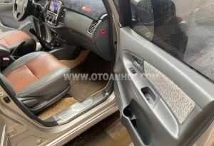 Xe Toyota Innova 2.0E 2013
