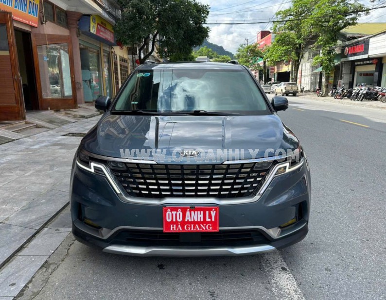 Kia Carnival Signature 2.2D