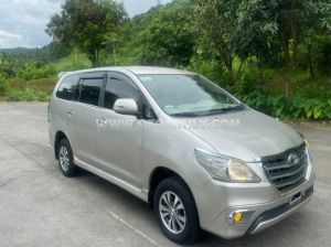 Xe Toyota Innova 2.0E 2015