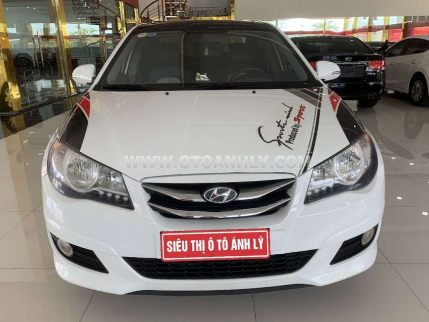Hyundai Avante 1.6 MT