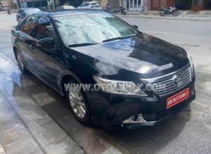 Xe Toyota Camry 2.0E 2013