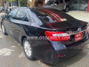 Xe Toyota Camry 2.0E 2013