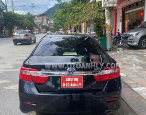 Xe Toyota Camry 2.0E 2013