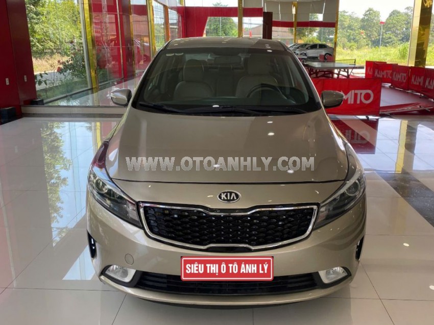 Kia Cerato 1.6 MT