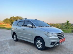 Xe Toyota Innova 2.0E 2014