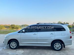 Xe Toyota Innova 2.0E 2014