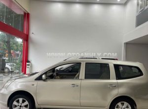 Xe Nissan Grand livina 1.8 AT 2011