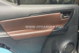 Xe Toyota Fortuner 2.4G 4x2 MT 2017