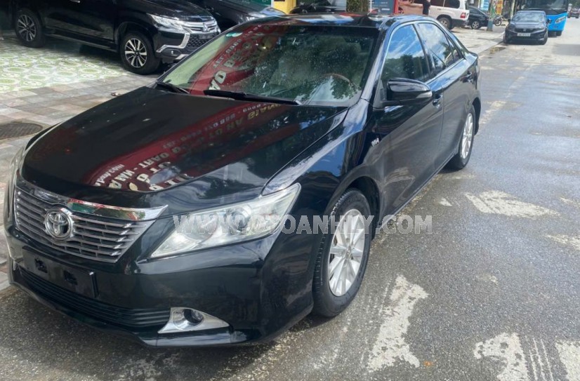 Toyota Camry 2.0E