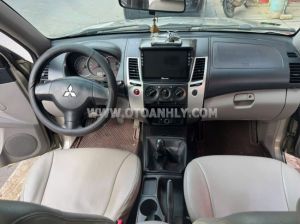 Xe Mitsubishi Pajero Sport D 4x2 MT 2016