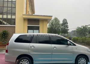 Xe Toyota Innova 2.0E 2013