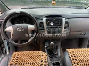 Xe Toyota Innova 2.0E 2013