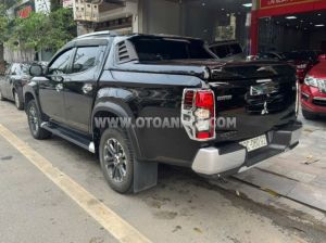 Xe Mitsubishi Triton 4x4 AT Mivec 2019