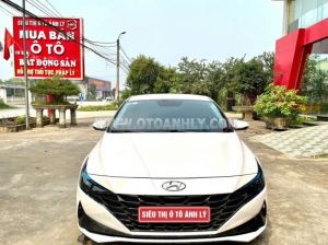 Hyundai Elantra 1.6 AT Đặc biệt