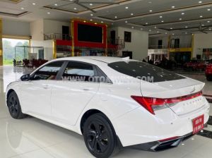 Xe Hyundai Elantra 1.6 AT Đặc biệt 2024