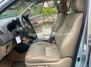 Xe Toyota Fortuner 2.7V 4x2 AT 2012