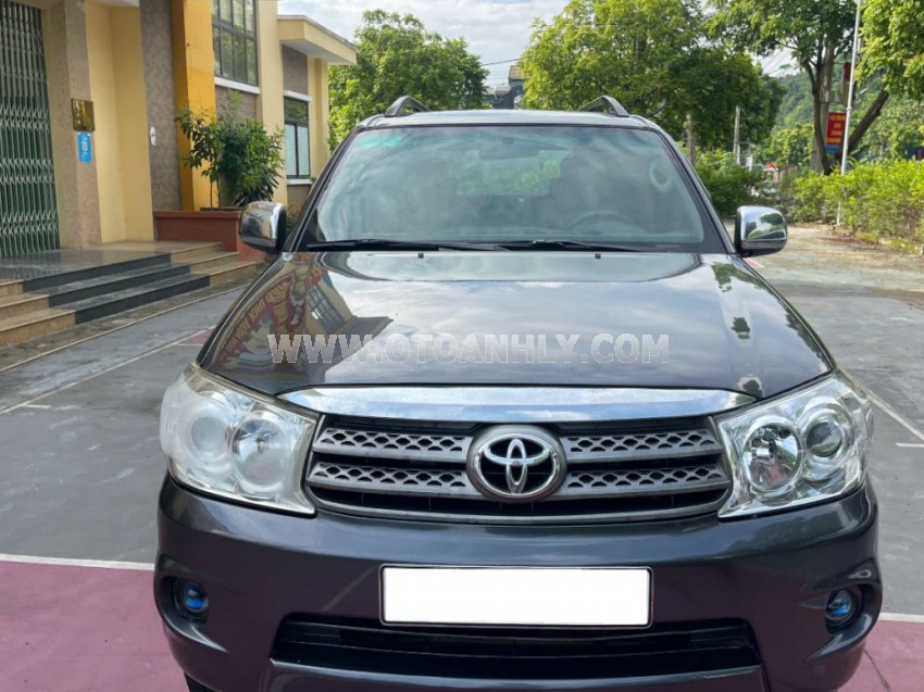Toyota Fortuner 2.5G
