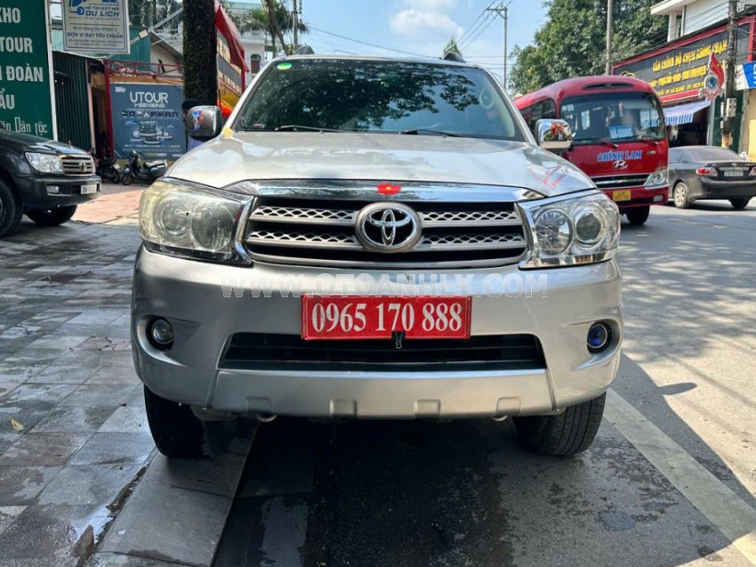Toyota Fortuner 2.5G