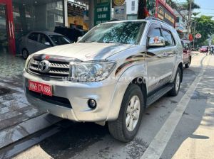 Xe Toyota Fortuner 2.5G 2009