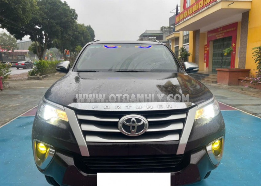 Toyota Fortuner 2.4G 4x2 MT