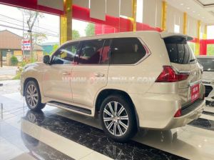 Xe Lexus LX 570 2016