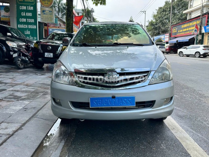 Toyota Innova G