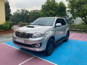 Xe Toyota Fortuner 2.5G 2015