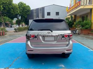 Xe Toyota Fortuner 2.5G 2015