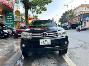 Xe Toyota Fortuner 2.5G 2011