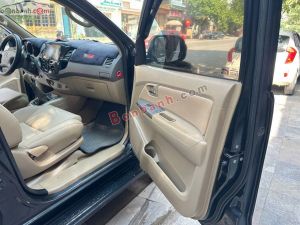 Xe Toyota Fortuner 2.5G 2011