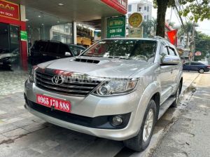Xe Toyota Fortuner 2.5G 2013